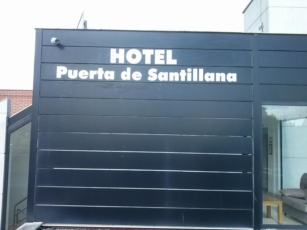 Puerta De Santillana Hotel Reocín Eksteriør billede